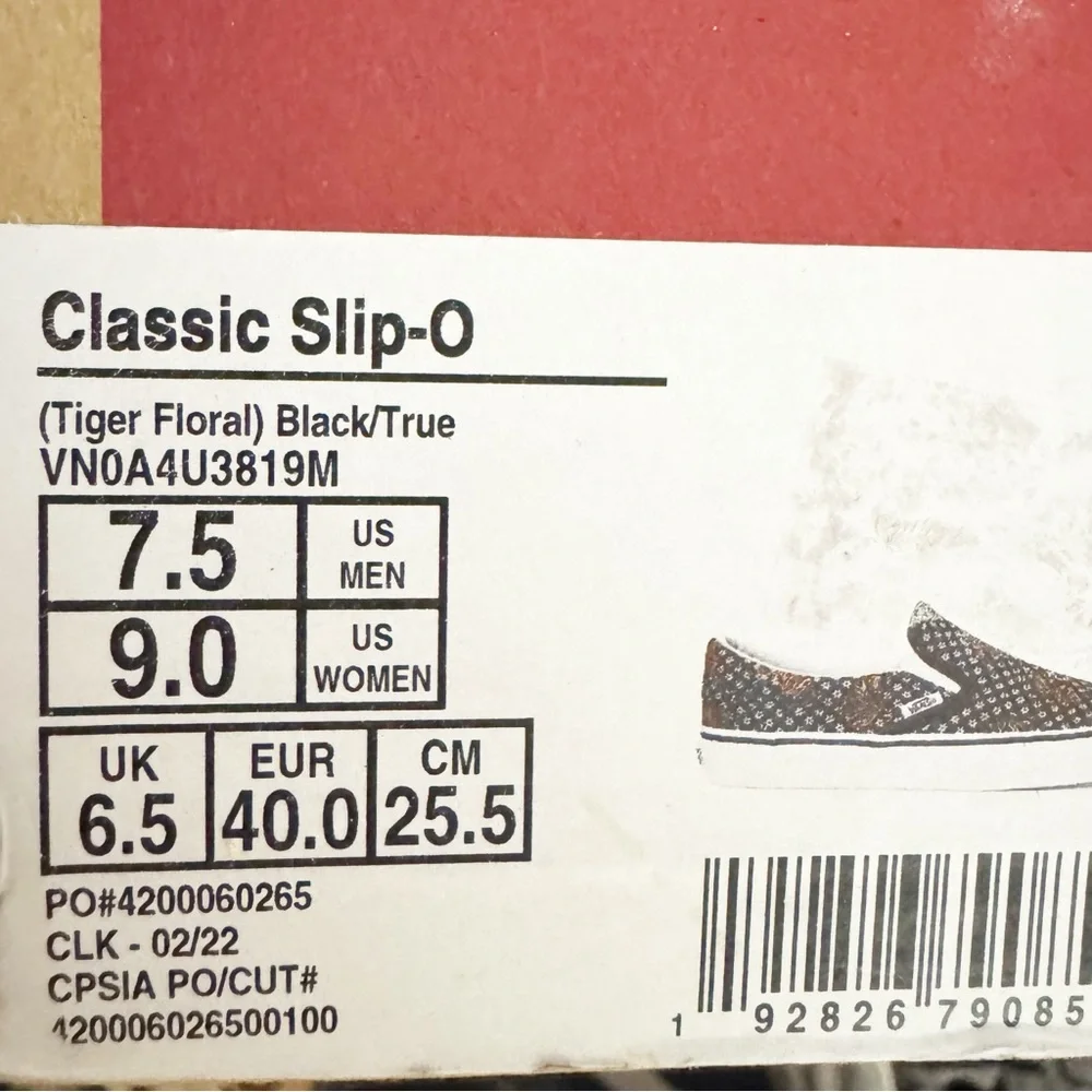 Vans Classic Slip-On Tiger Floral Black White Women Size 9 Brand New - Picture 9 of 9